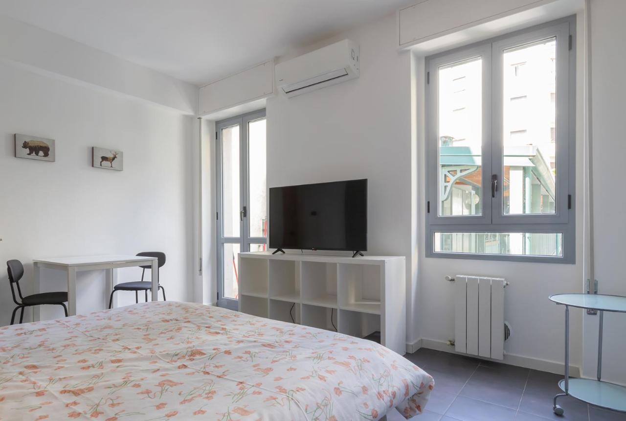 20Mins From Duomo - Renovated Apt Near City Center Apartman Milánó Kültér fotó